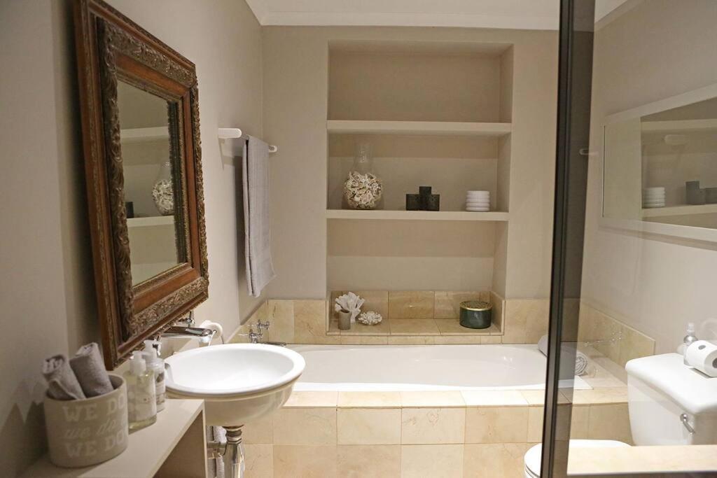 De Luc Farmhouse Ultimate Country Privacy Franschhoek Dış mekan fotoğraf