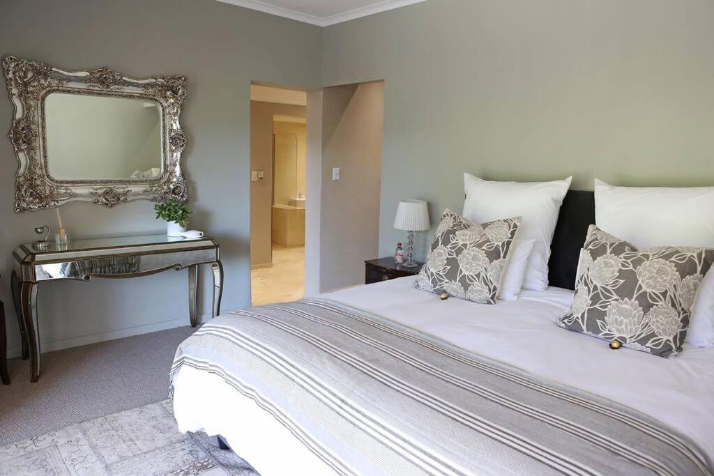 De Luc Farmhouse Ultimate Country Privacy Franschhoek Dış mekan fotoğraf